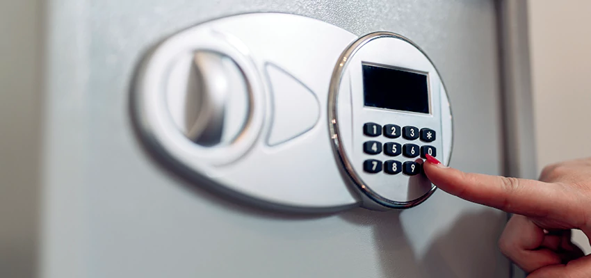 Jewelry Safe Cracking in Waterford, California