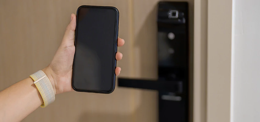 Keypad Wifi Locks Repair And Installation in Waterford, CA